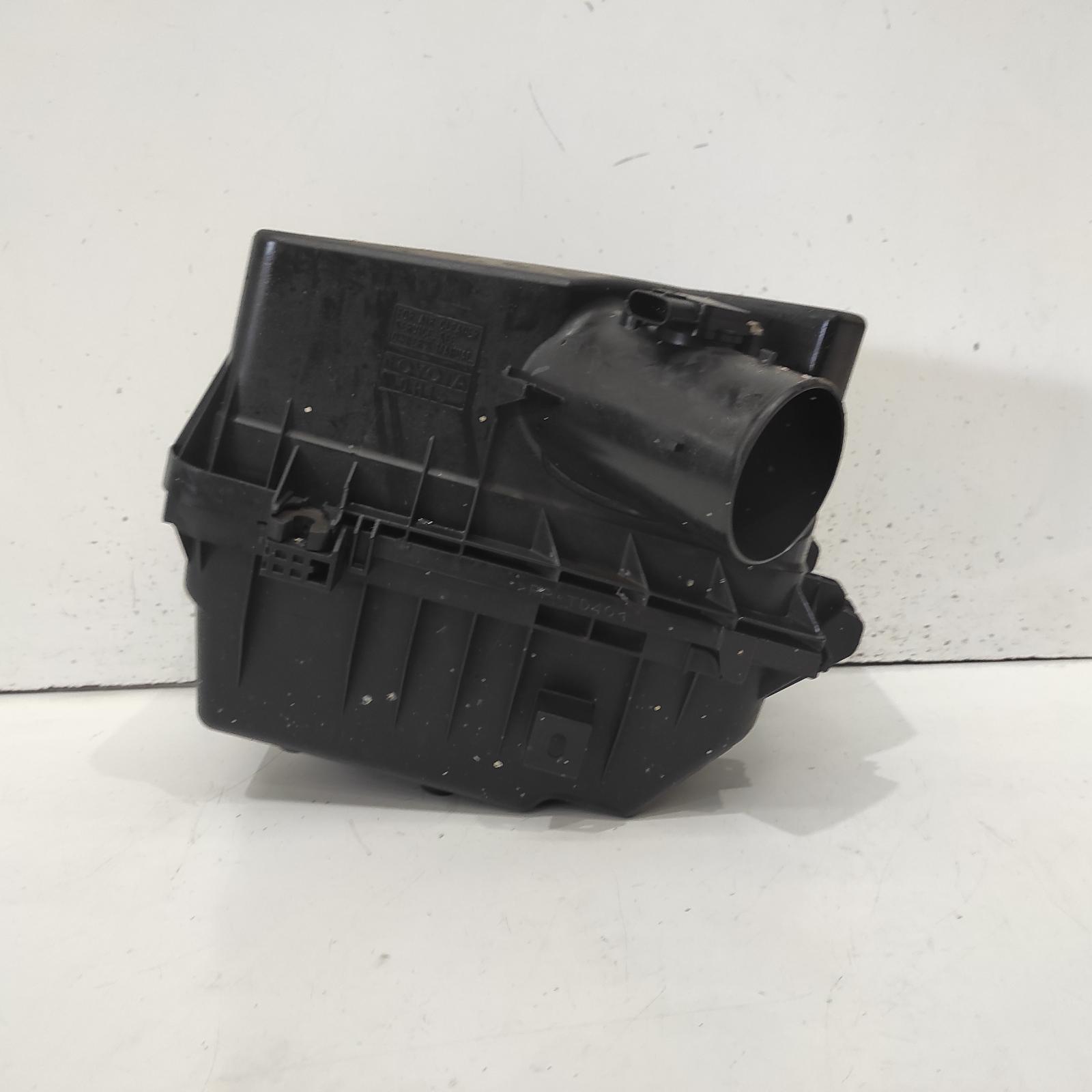 Camry Air Cleaner/box 2006-2011 air cleaner,2.4,acv40,06/06-11/11 00022009 #697967