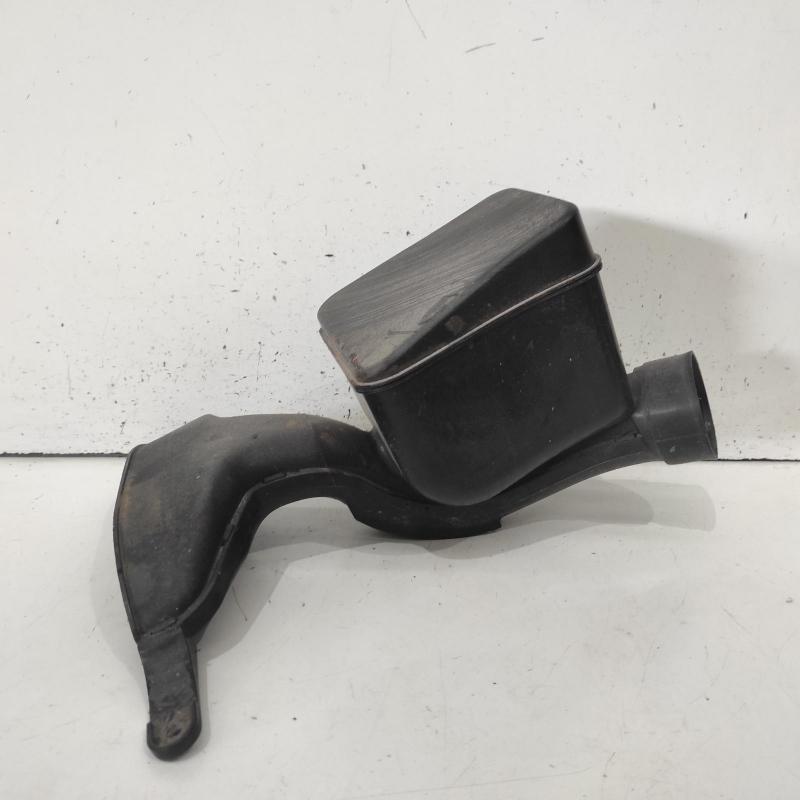 air cleaner duct/hose