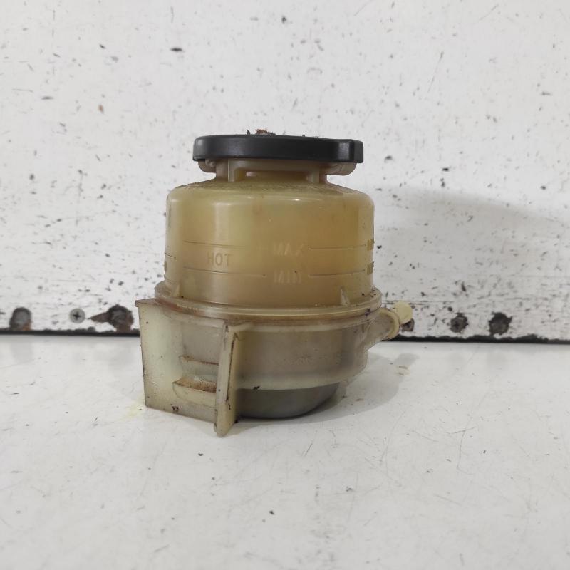 power steering reservoir