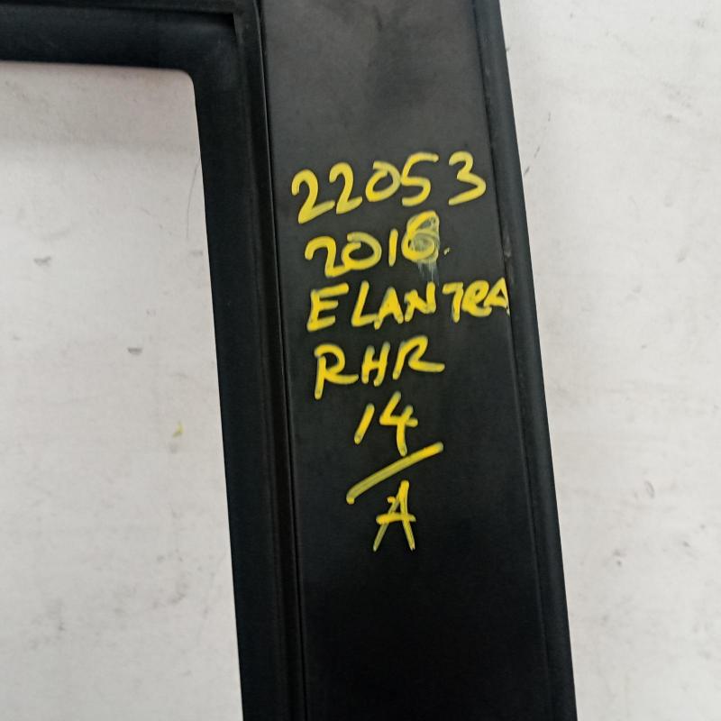 door/sliding rear right