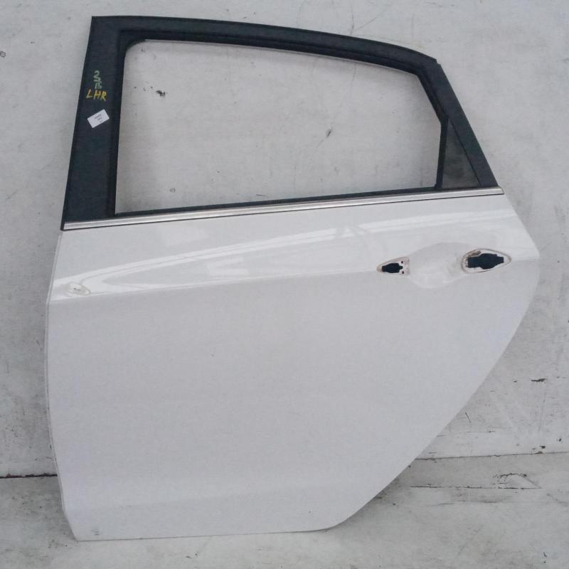 door/sliding rear left