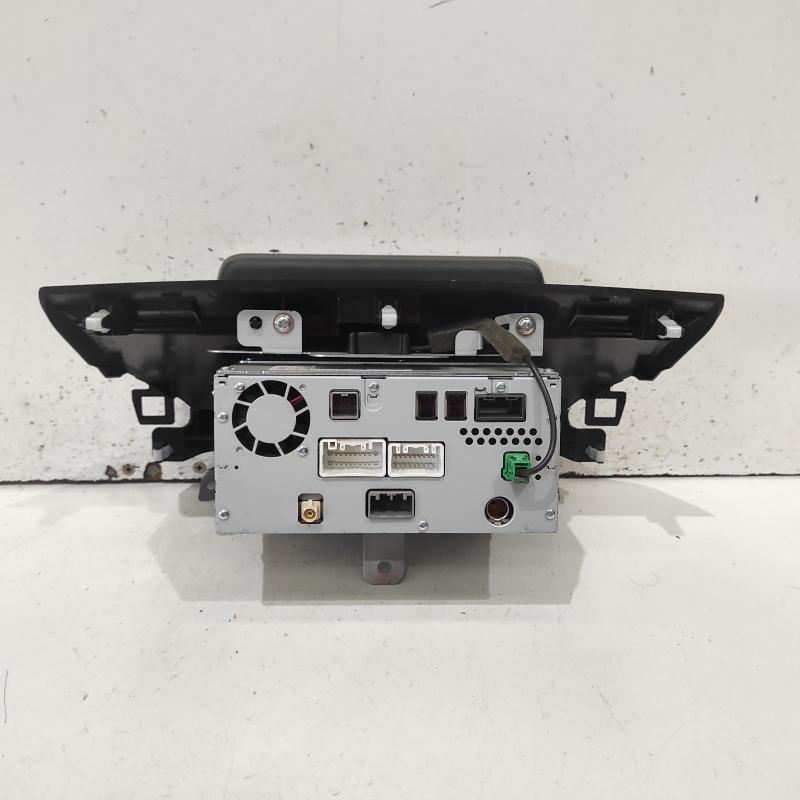 stereo/head unit