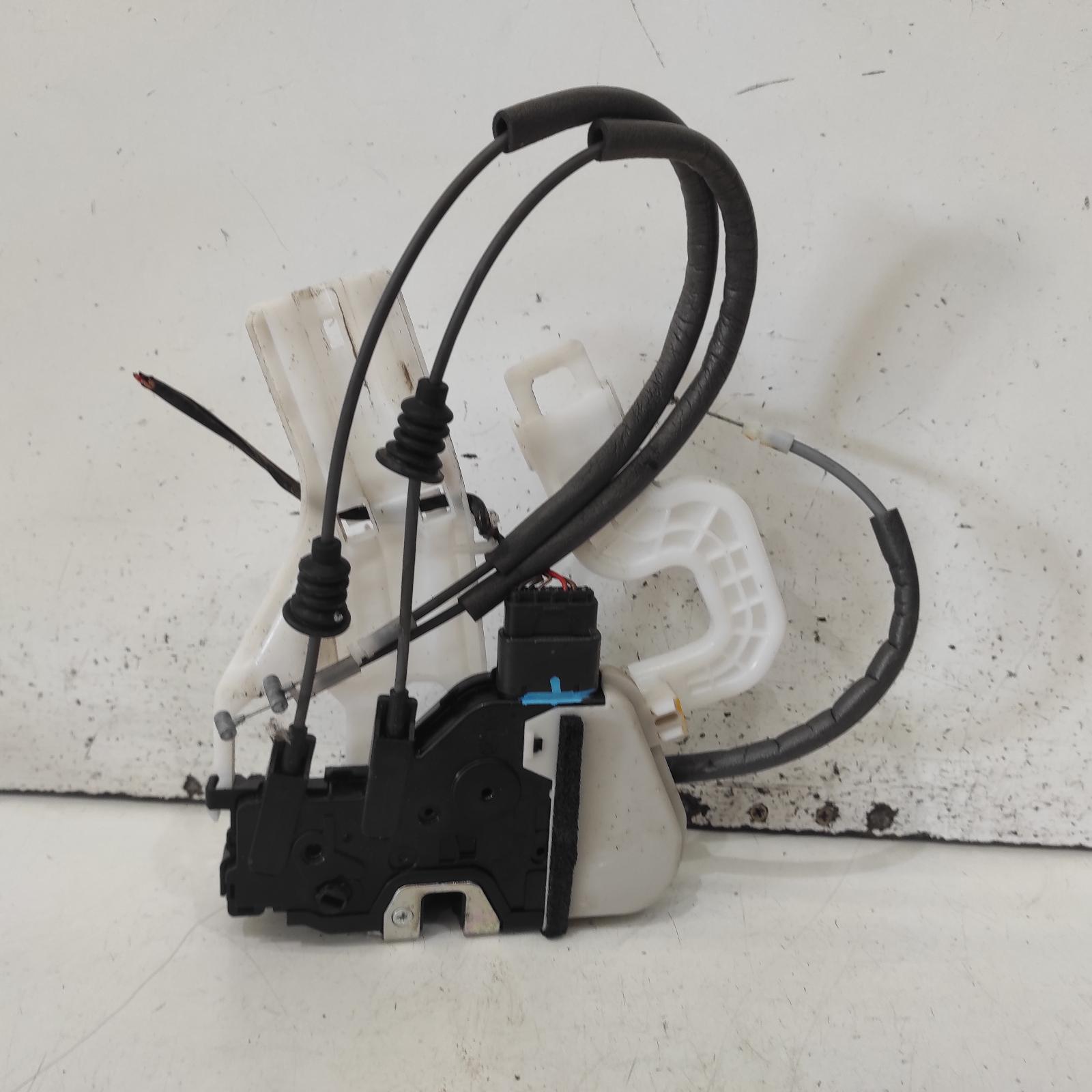 Santa Fe Door/boot/gate Lock 2012-2018 right rear door lock,dm,06/12-02/18 00022043 #698178