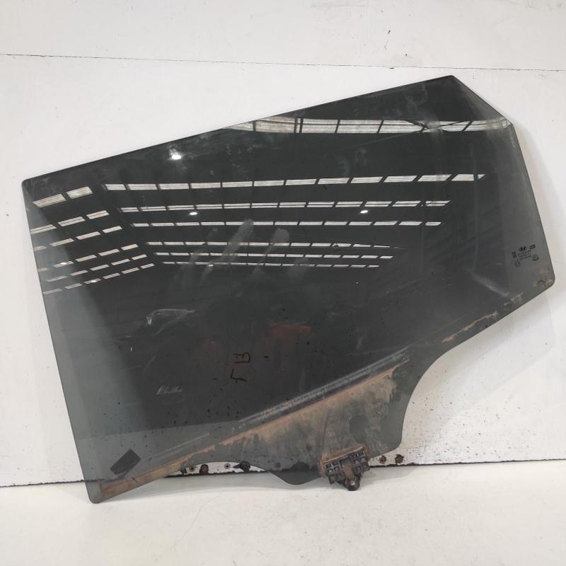 door window rear left