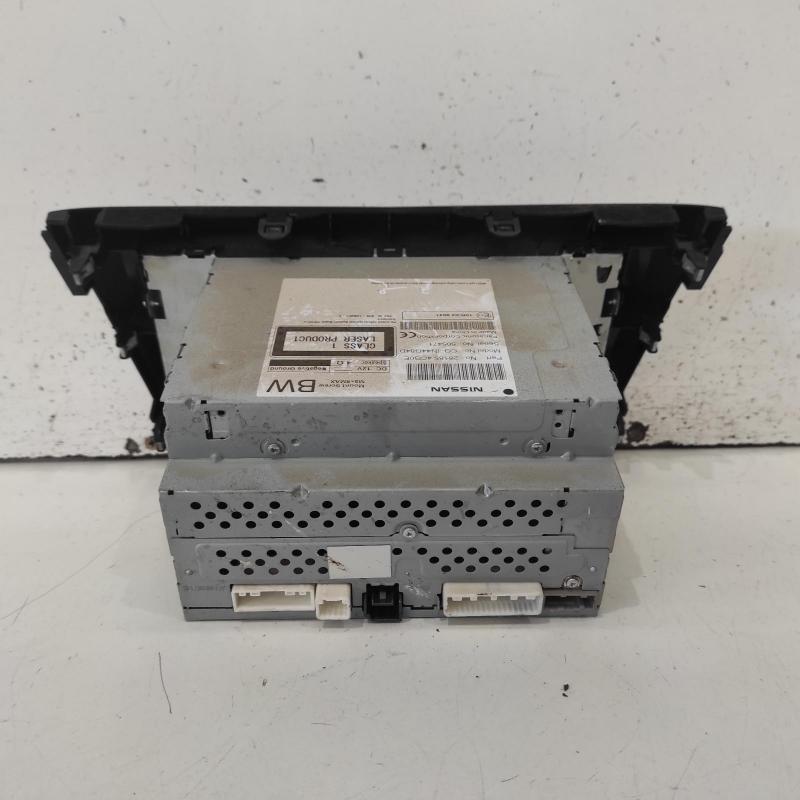 stereo/head unit