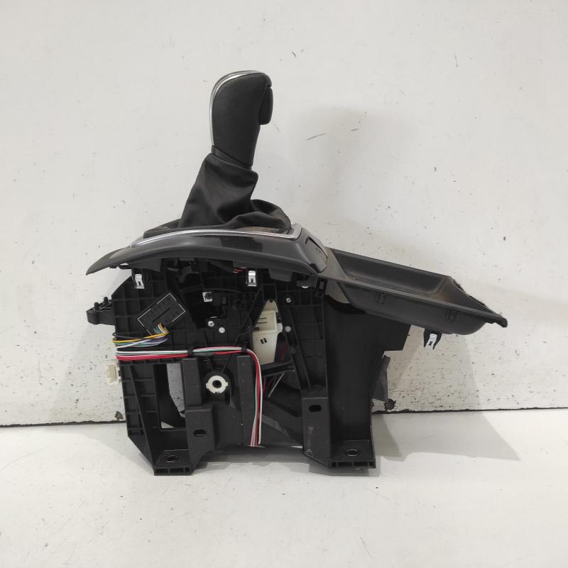 gear stick/shifter