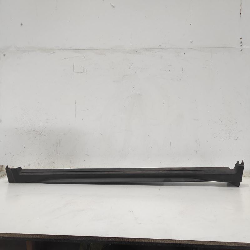 side step skirt
