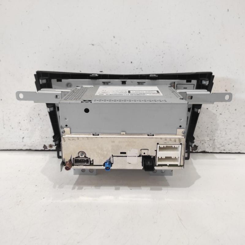 stereo/head unit