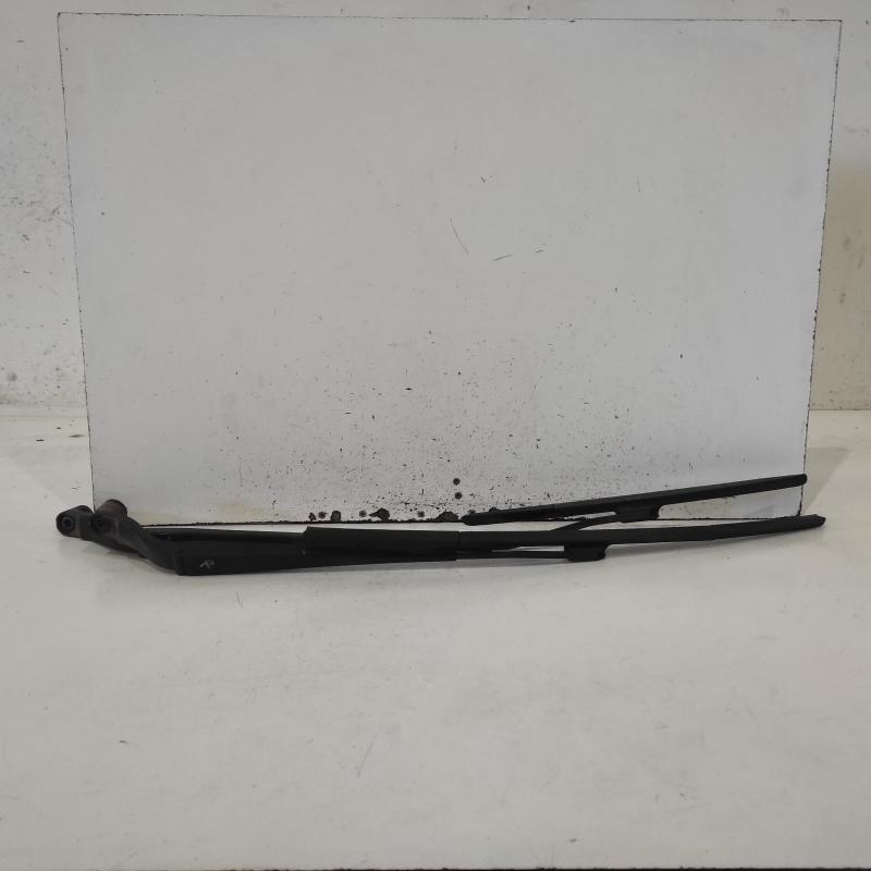 wiper arm
