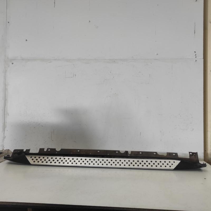 side step skirt