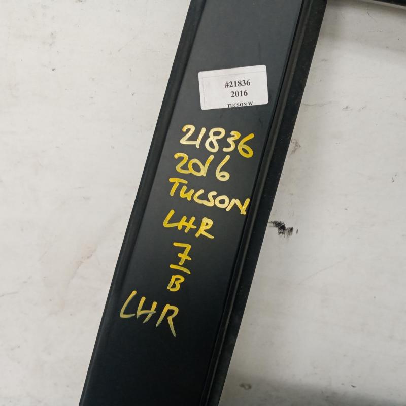 door/sliding rear left