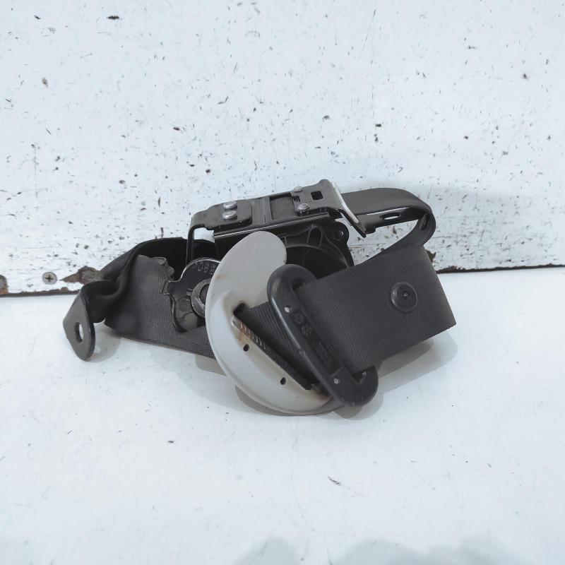 seat belt stalk