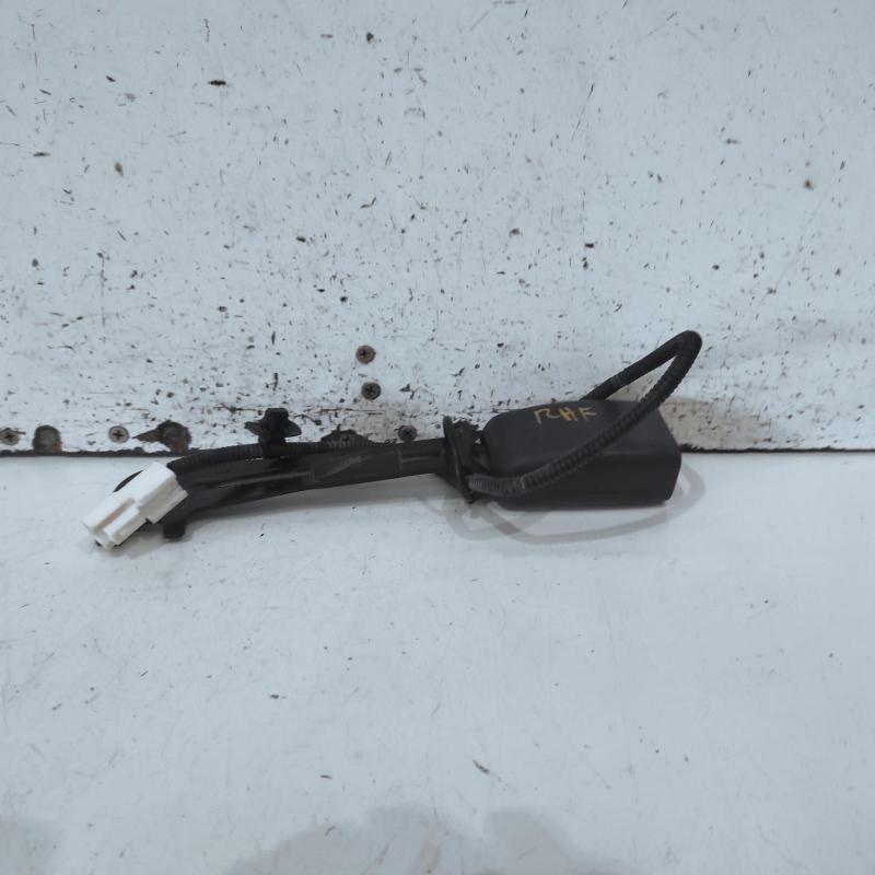 seat belt stalk