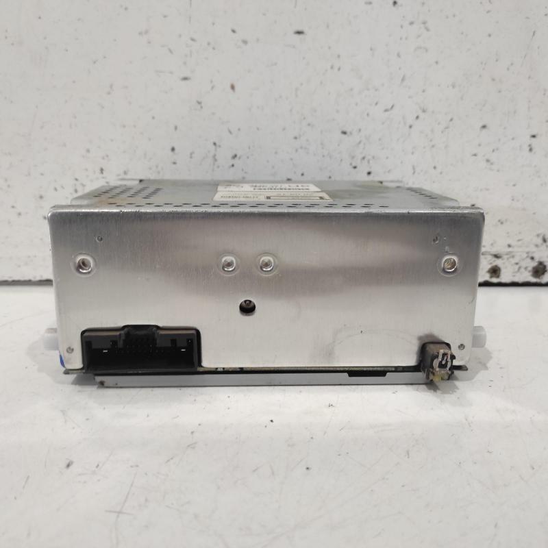 stereo/head unit