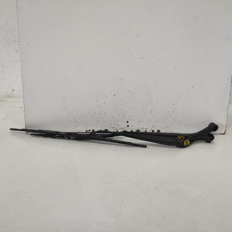 wiper arm