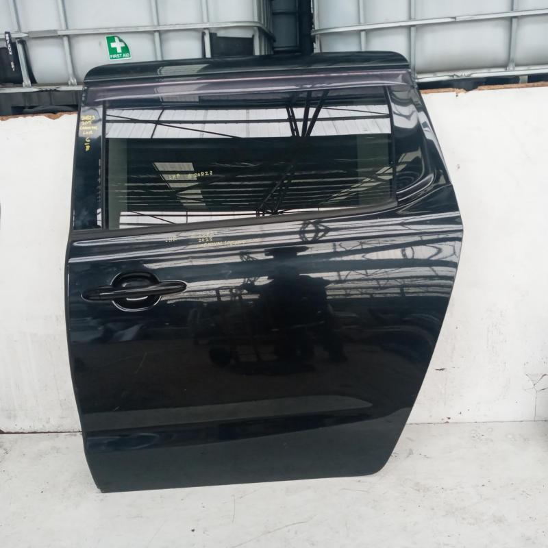 door/sliding rear left