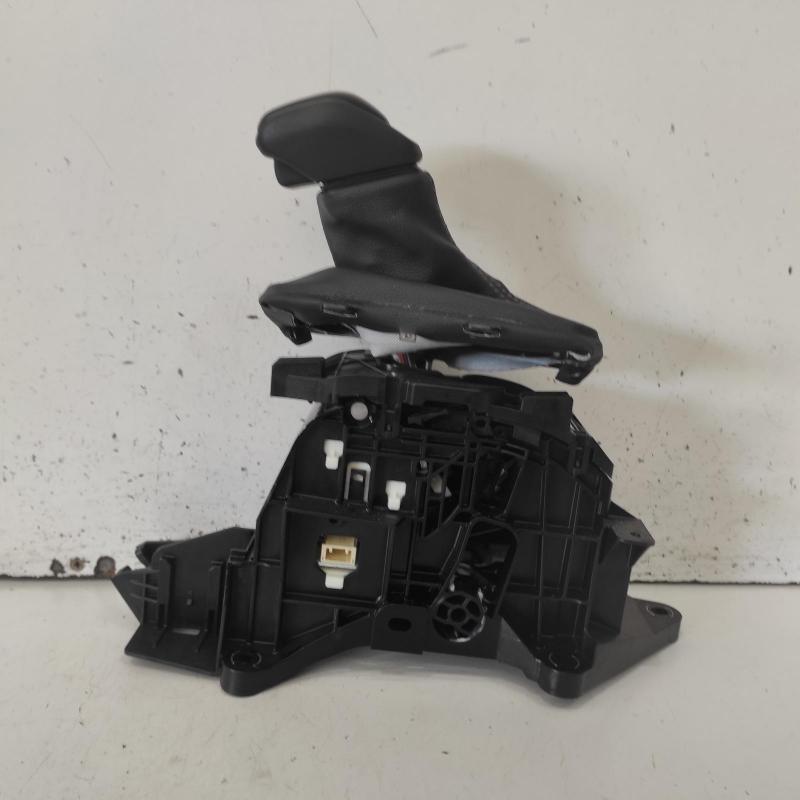 gear stick/shifter