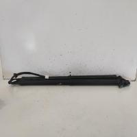 hatch strut