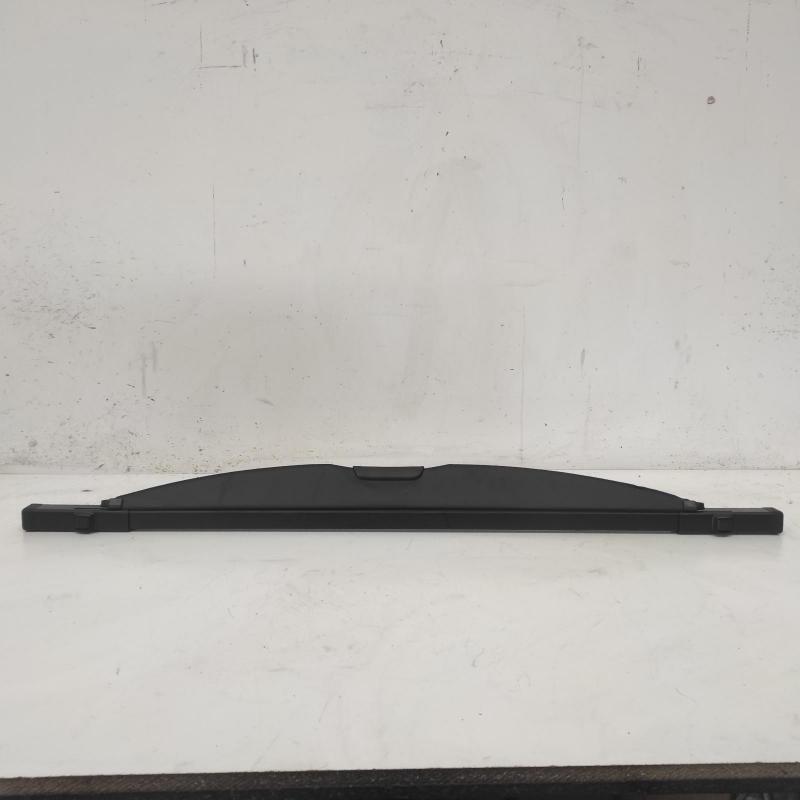 parcel shelf