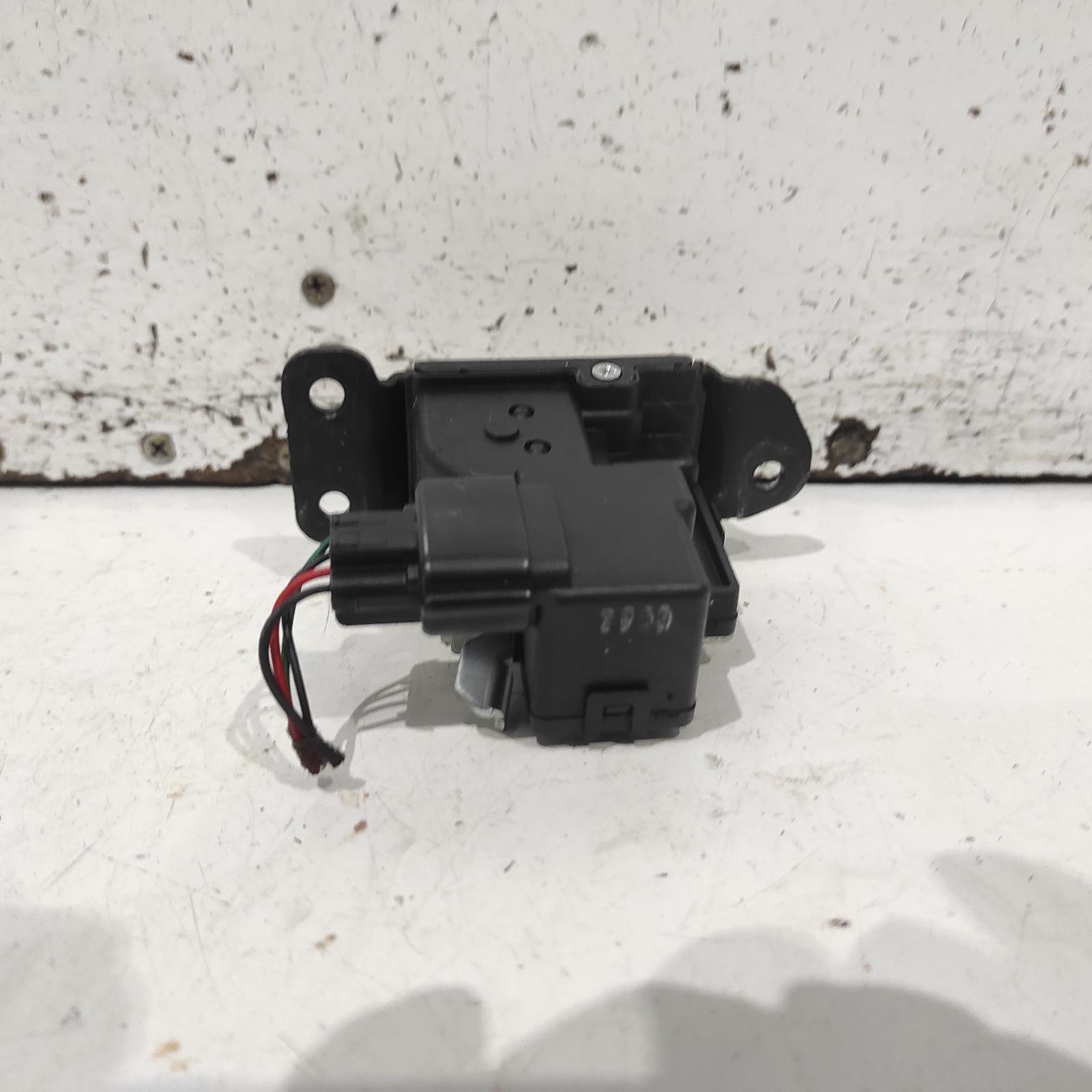 I30 Door/boot/gate Lock 2012-2017 tailgate lock,gd,5dr hatch,03/12-02/17 00021899 #698976