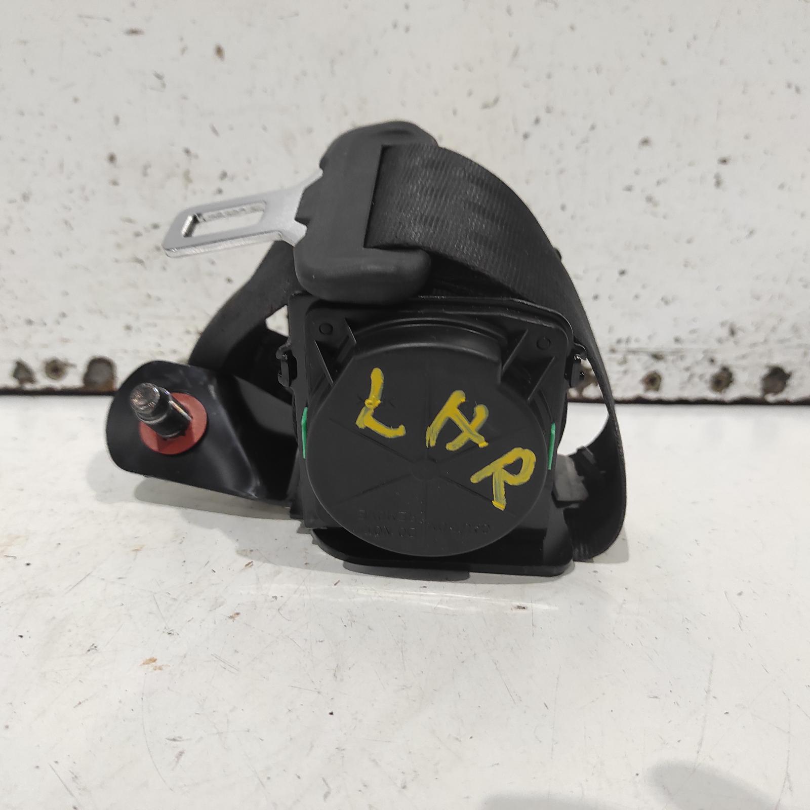 I30 Seat Belt Stalk 2012-2017 lh rear,seat belt only,gd,hatch,03/12-02/17 00021899 #698978