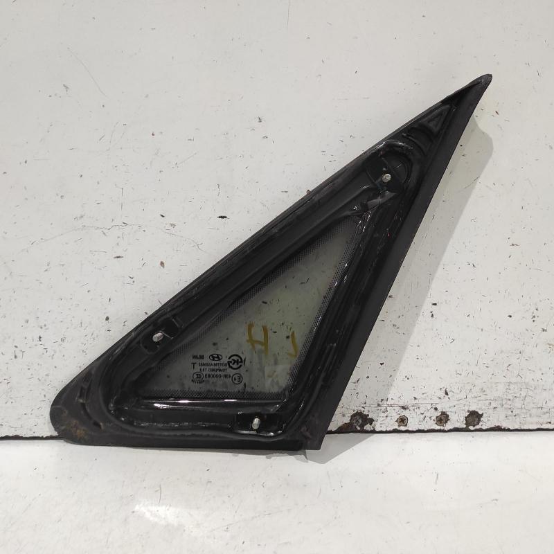 side glass rear left