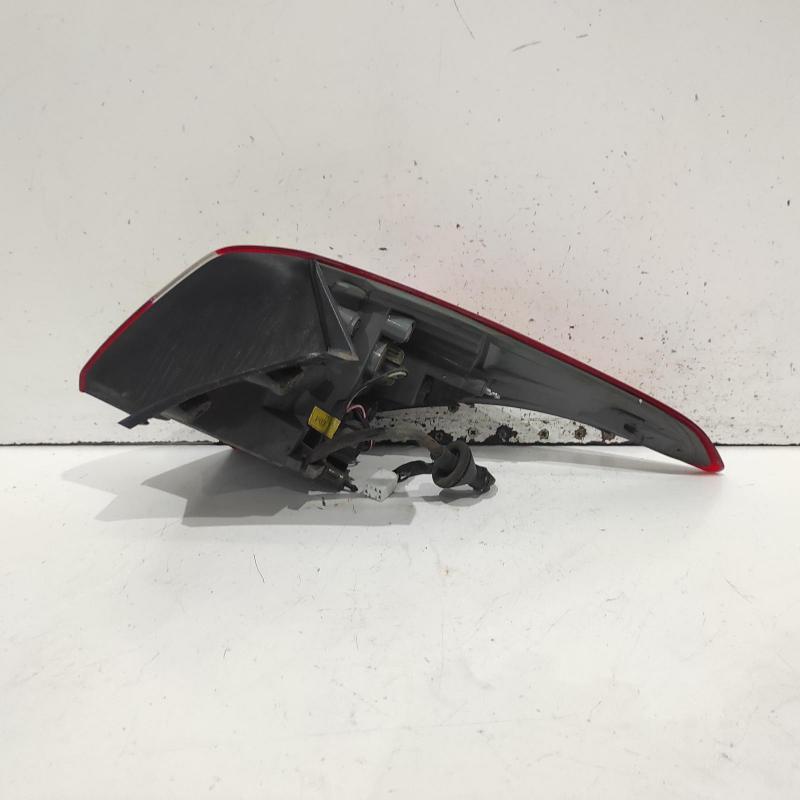 taillight left