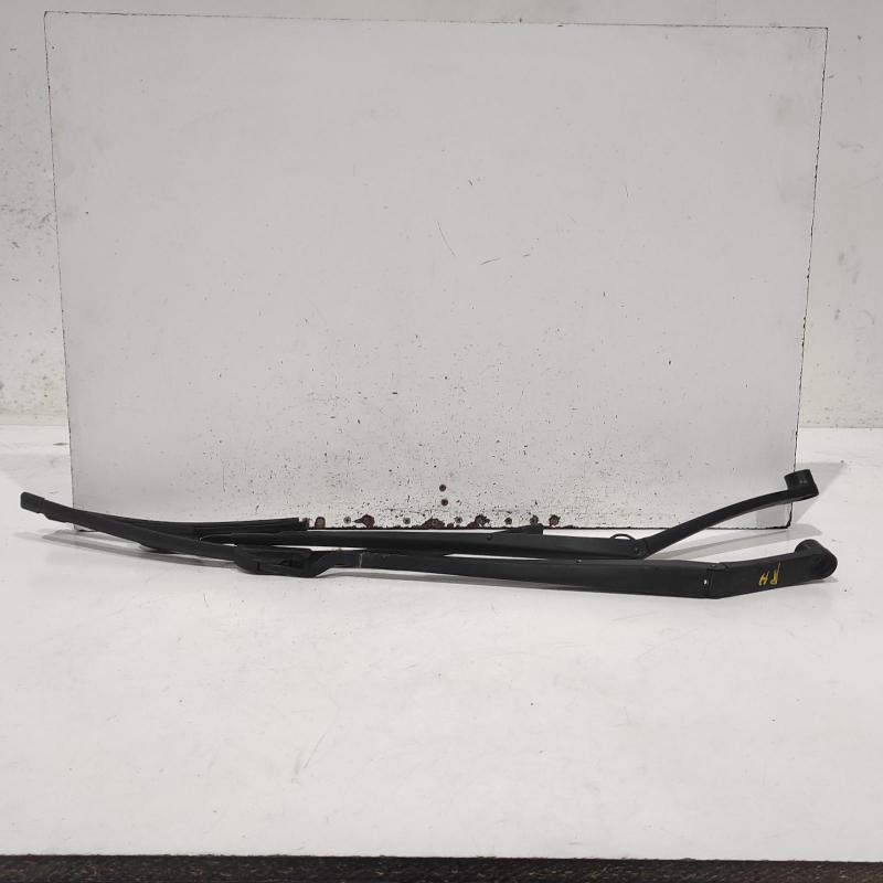 wiper arm