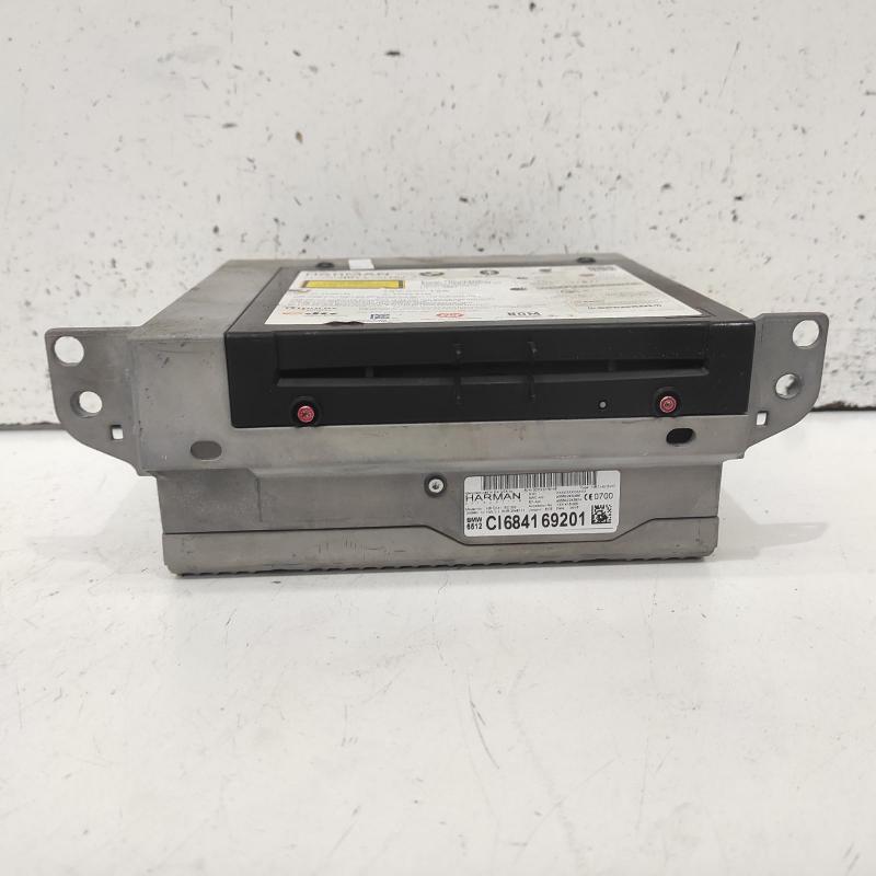 stereo/head unit