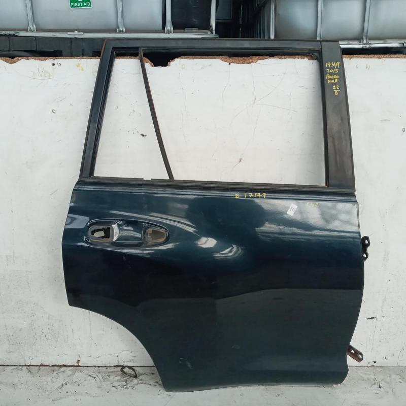 door/sliding rear right