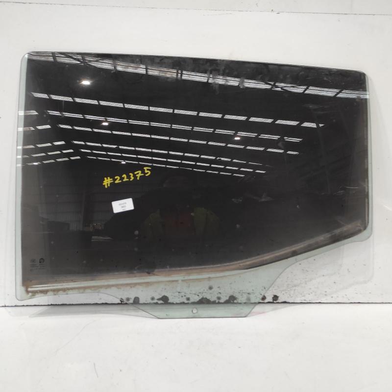 door window rear left