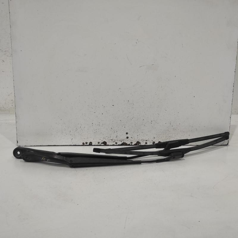 wiper arm