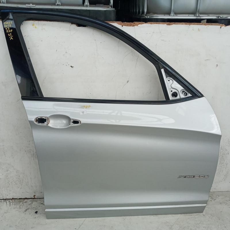 door front right