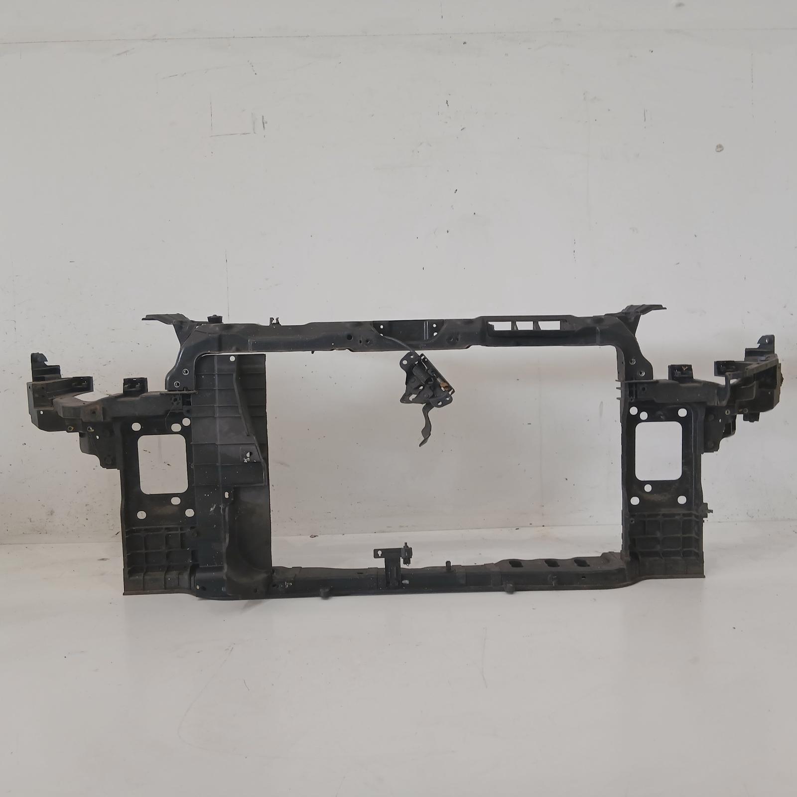 I30 Radiator Support 2012-2017 gd,bolt on type,5dr hatch,03/12-02/17 00021812 #699419