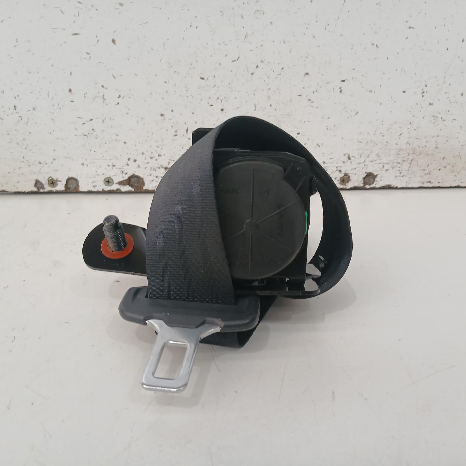 I30 Seat Belt Stalk 2012-2017 lh rear,seat belt only,gd,hatch,03/12-02/17 00021812 #699475