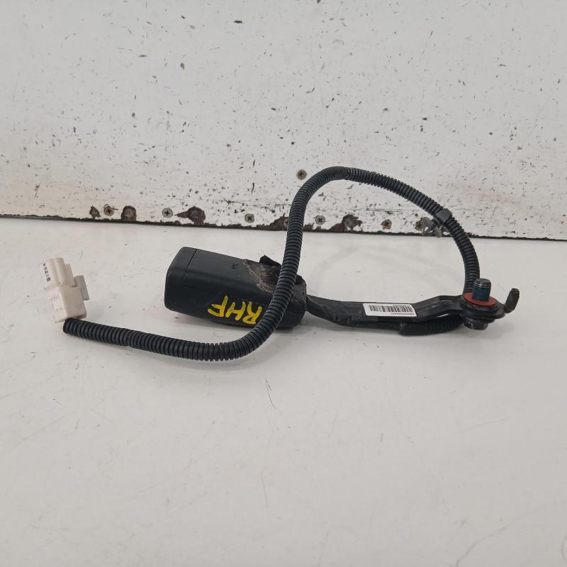seat belt stalk