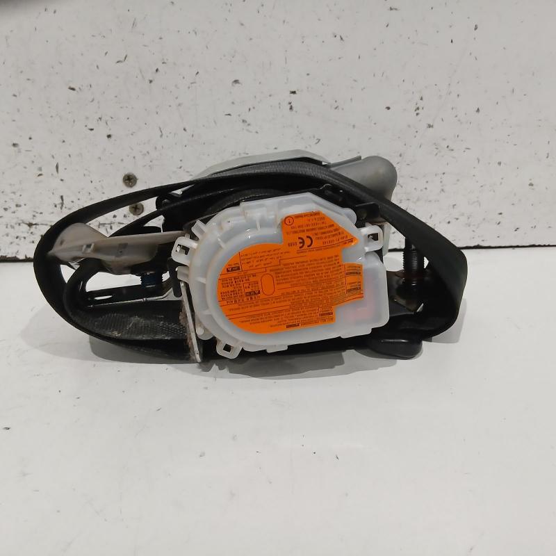 seat belt stalk