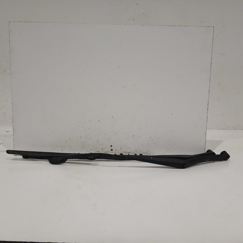 wiper arm