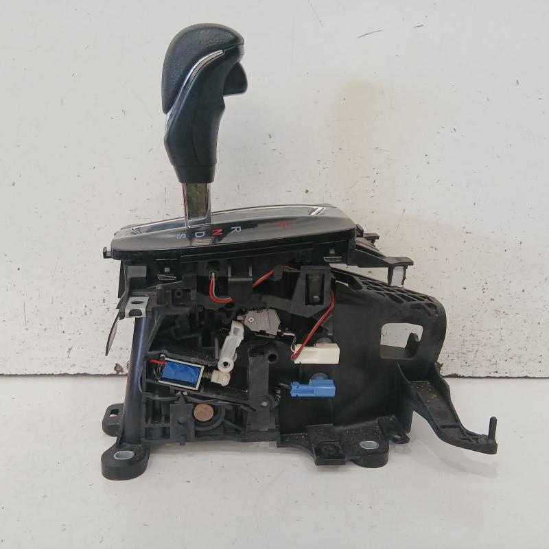 gear stick/shifter