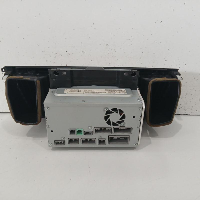 stereo/head unit