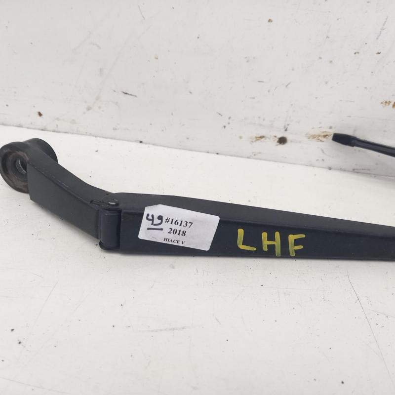 wiper arm