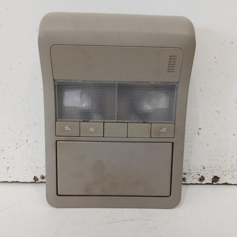 courtesy light