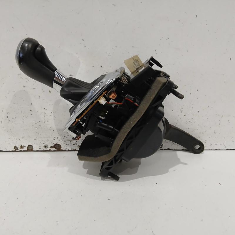 gear stick/shifter