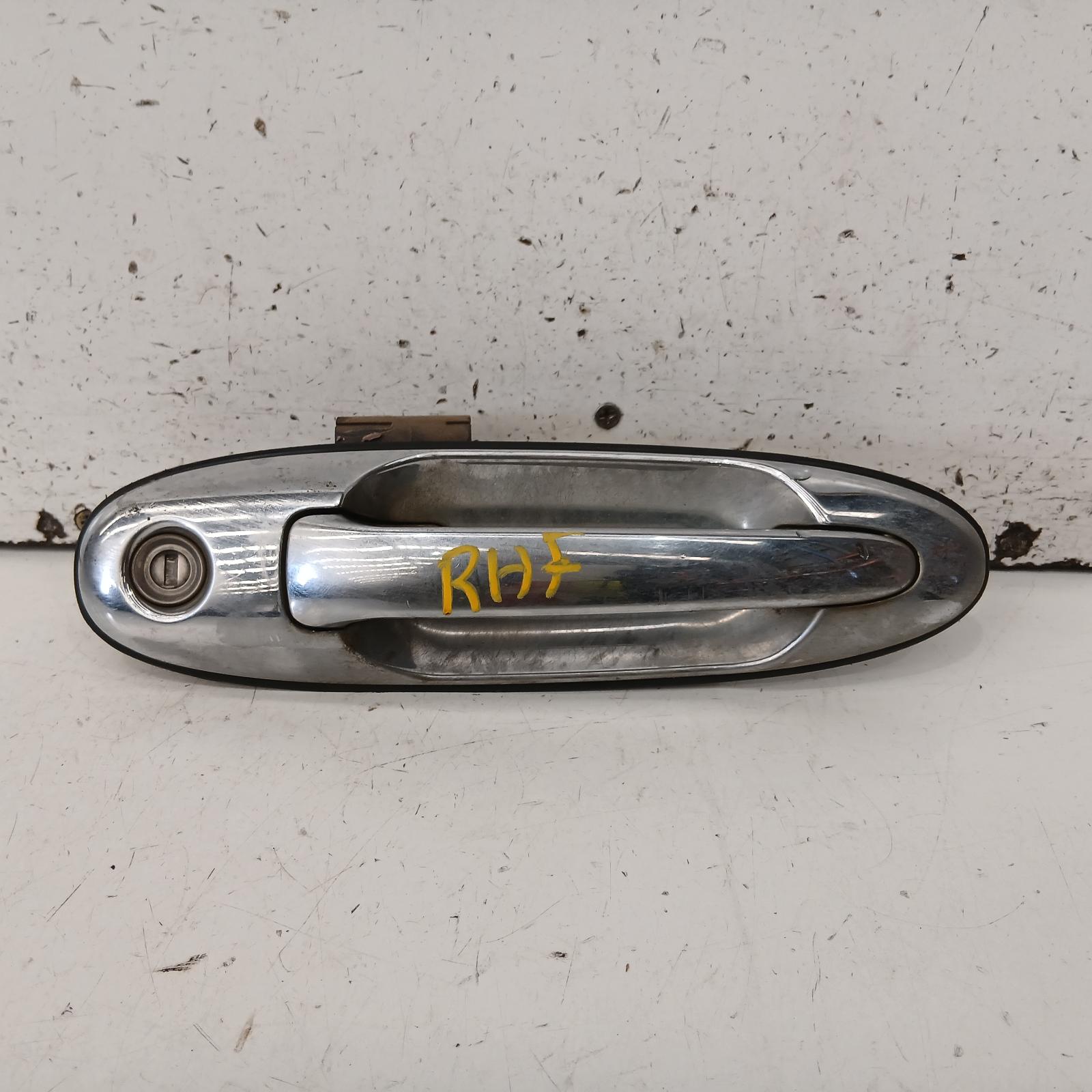 Landcruiser Door Handle 1998-2007 100 series,outer,rh front,chrome,01/98-10/07 00022010 #699834