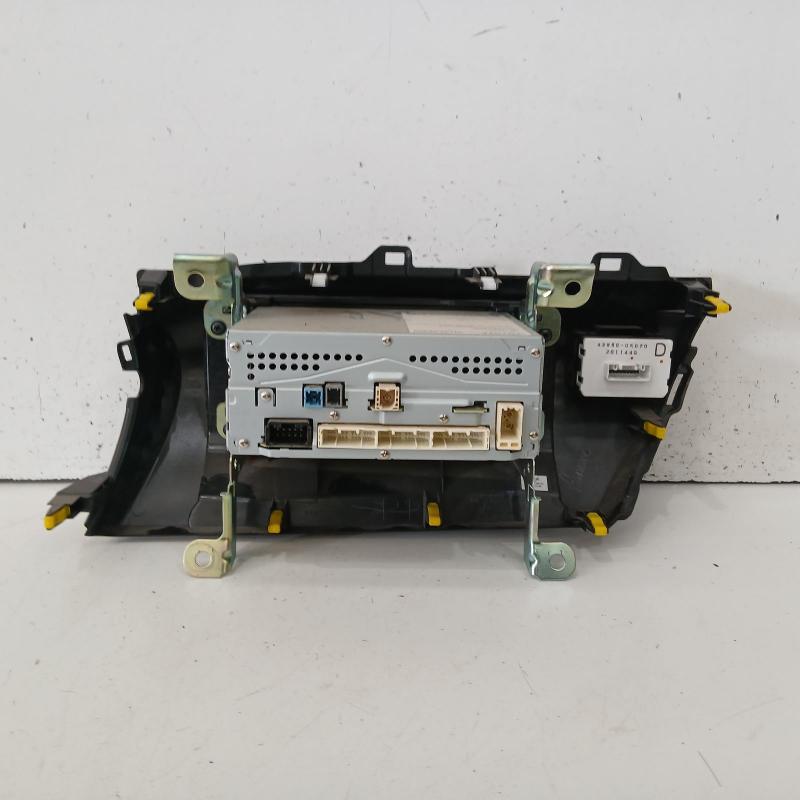 stereo/head unit