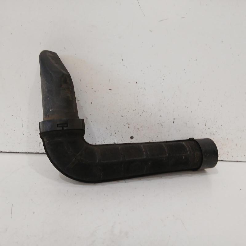 air cleaner duct/hose