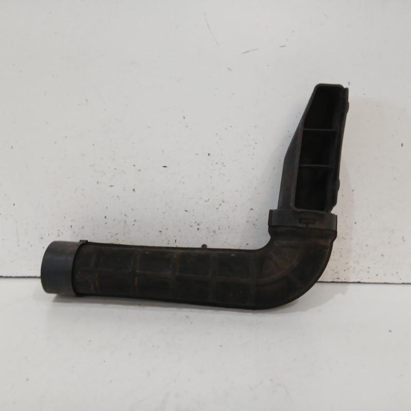 air cleaner duct/hose