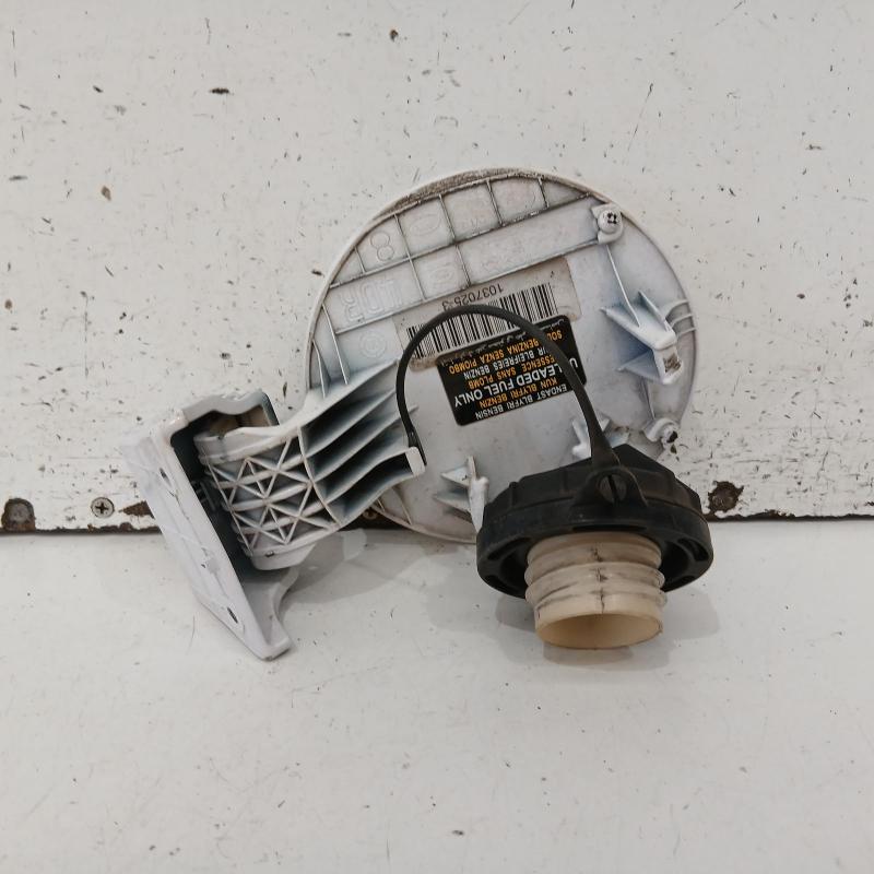 fuel door/filler