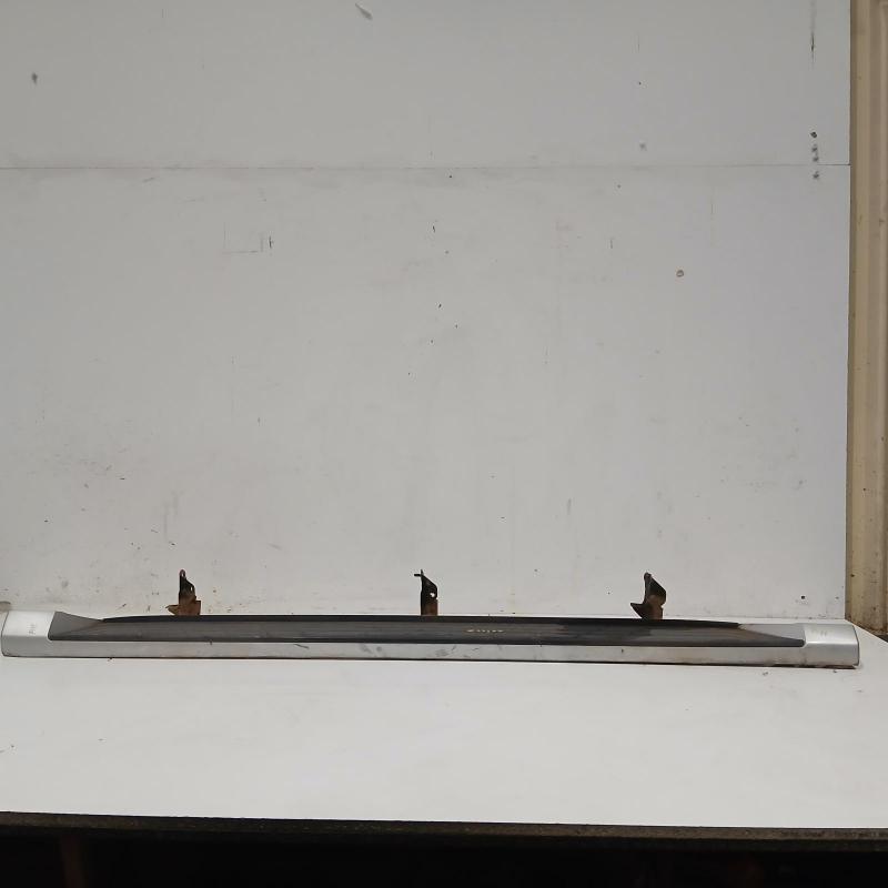 side step skirt