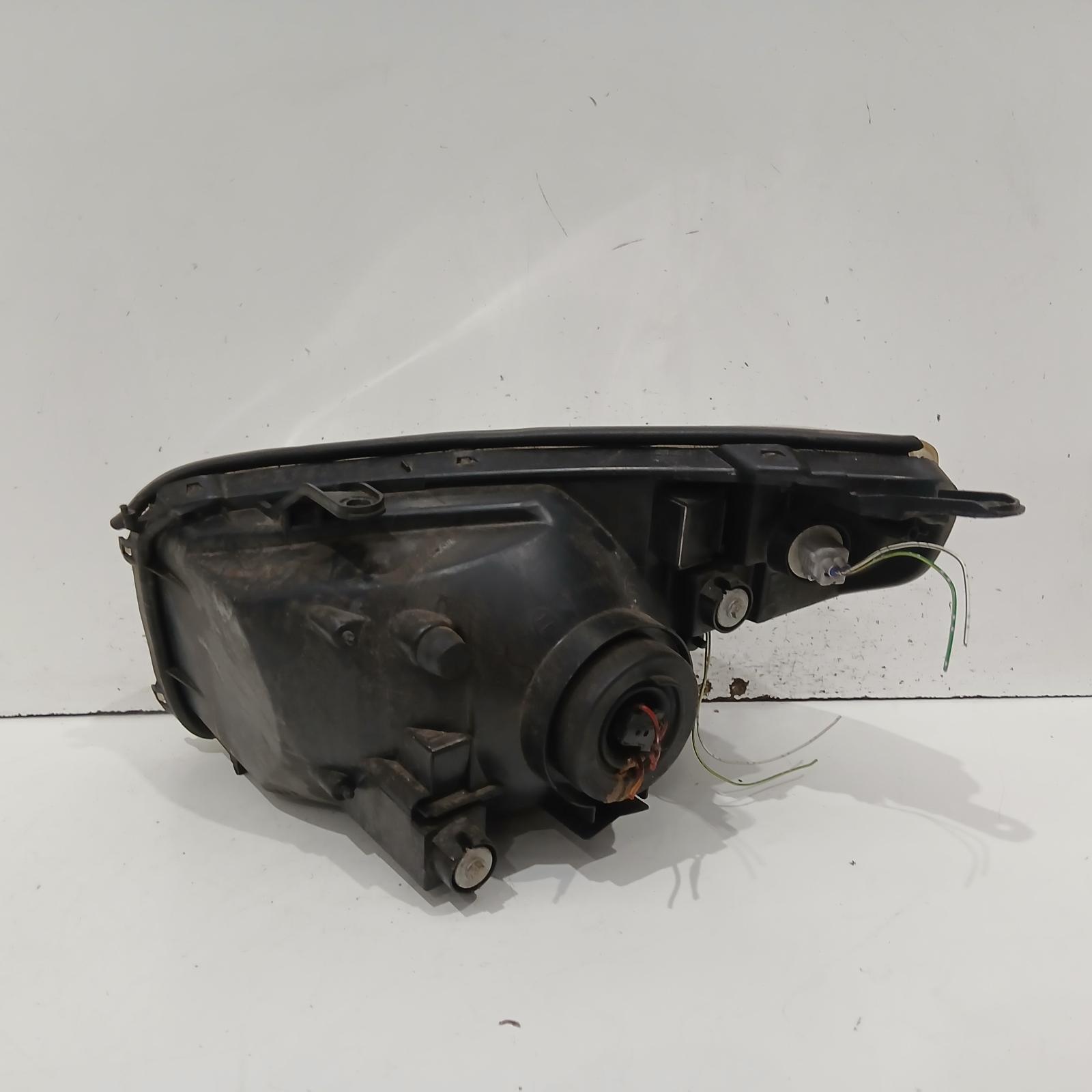 Rav4 Headlamp Right 2003-2005 aca2#,07/03-10/05 00021295 #700341